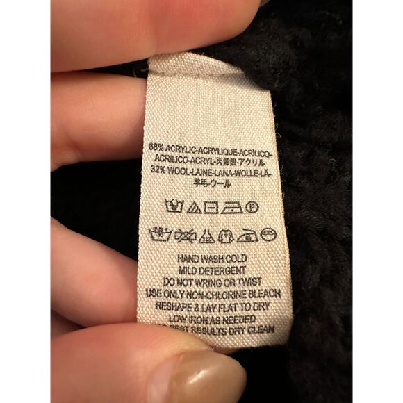 Free People Black Chunky Oversized Scoop Neck Crochet Sweater Size XS - Picture 4 of 4